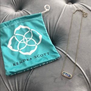 Kendra Scott necklace